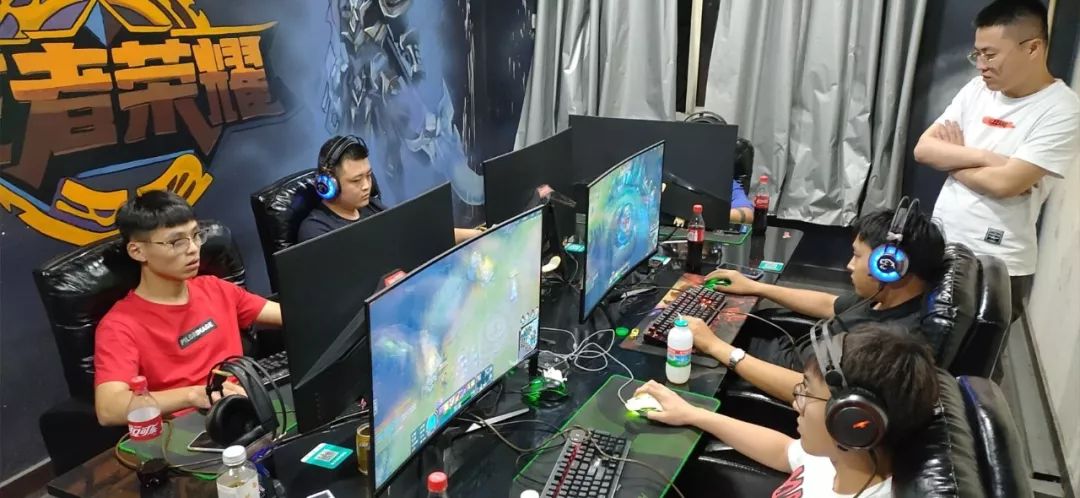 乐与慈善基 乐与慈善基