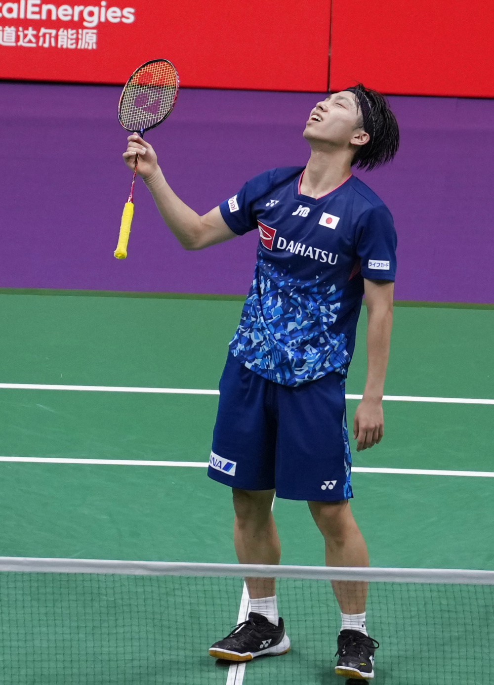 尽管比赛稍 尽管比赛稍